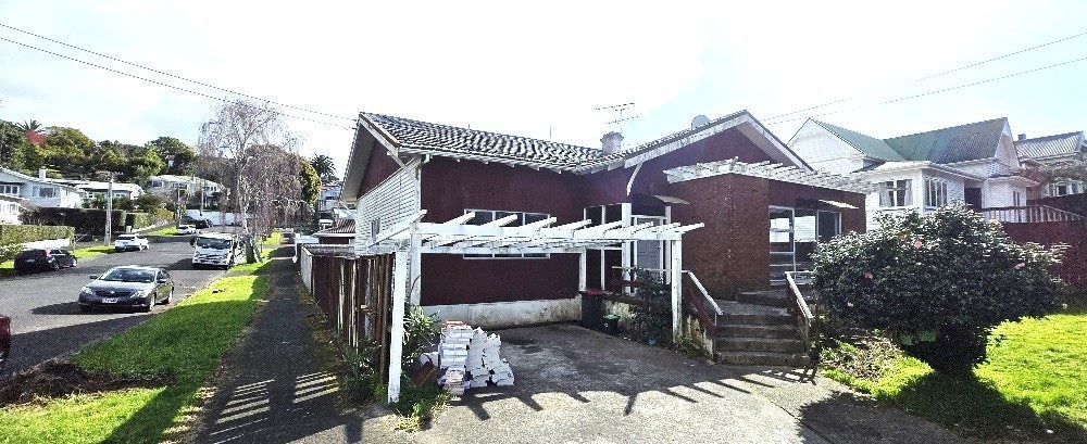 159 The Drive, Epsom, Auckland - Carousel 1