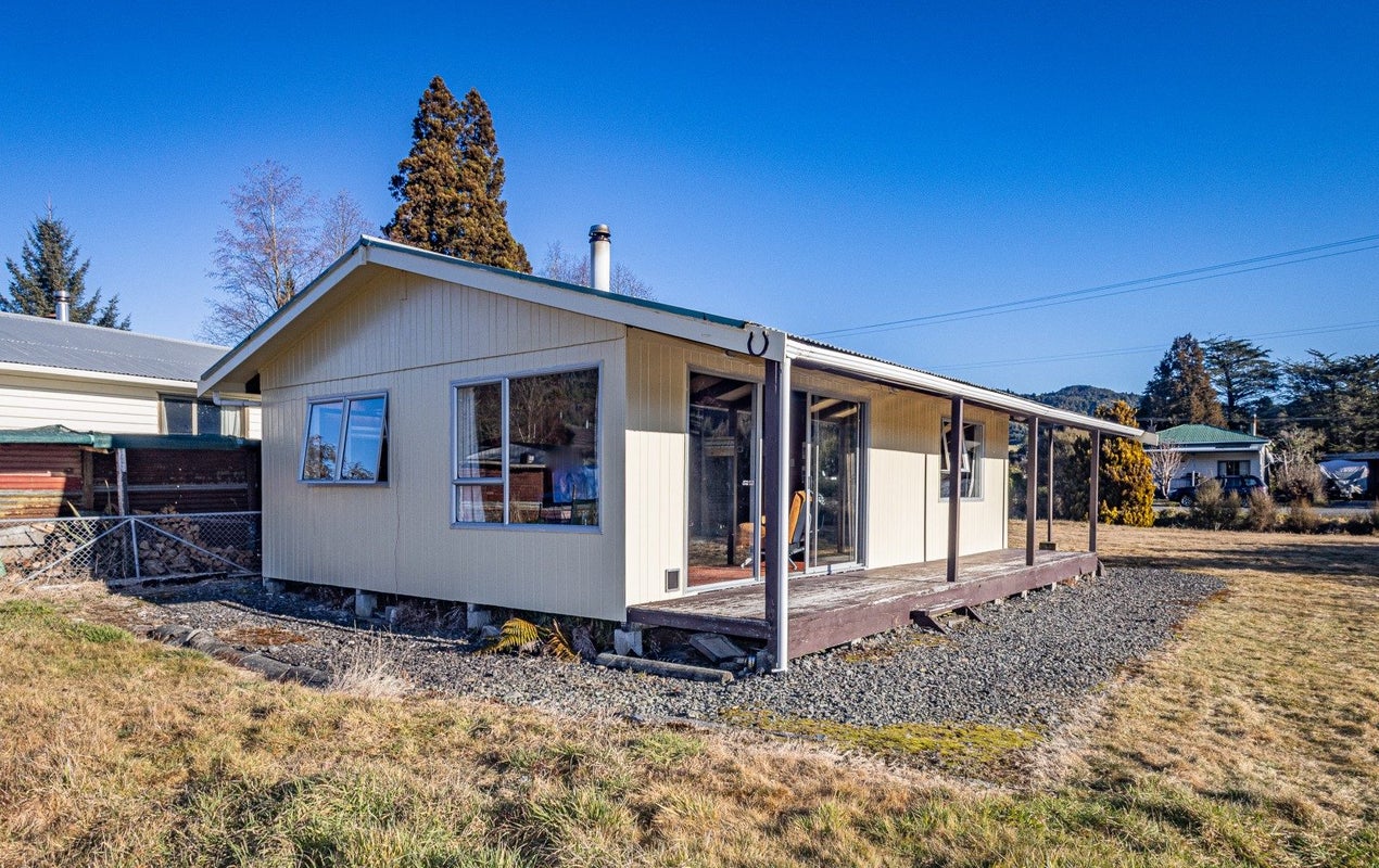 20 Poro Street, Raurimu, Owhango - Carousel 2