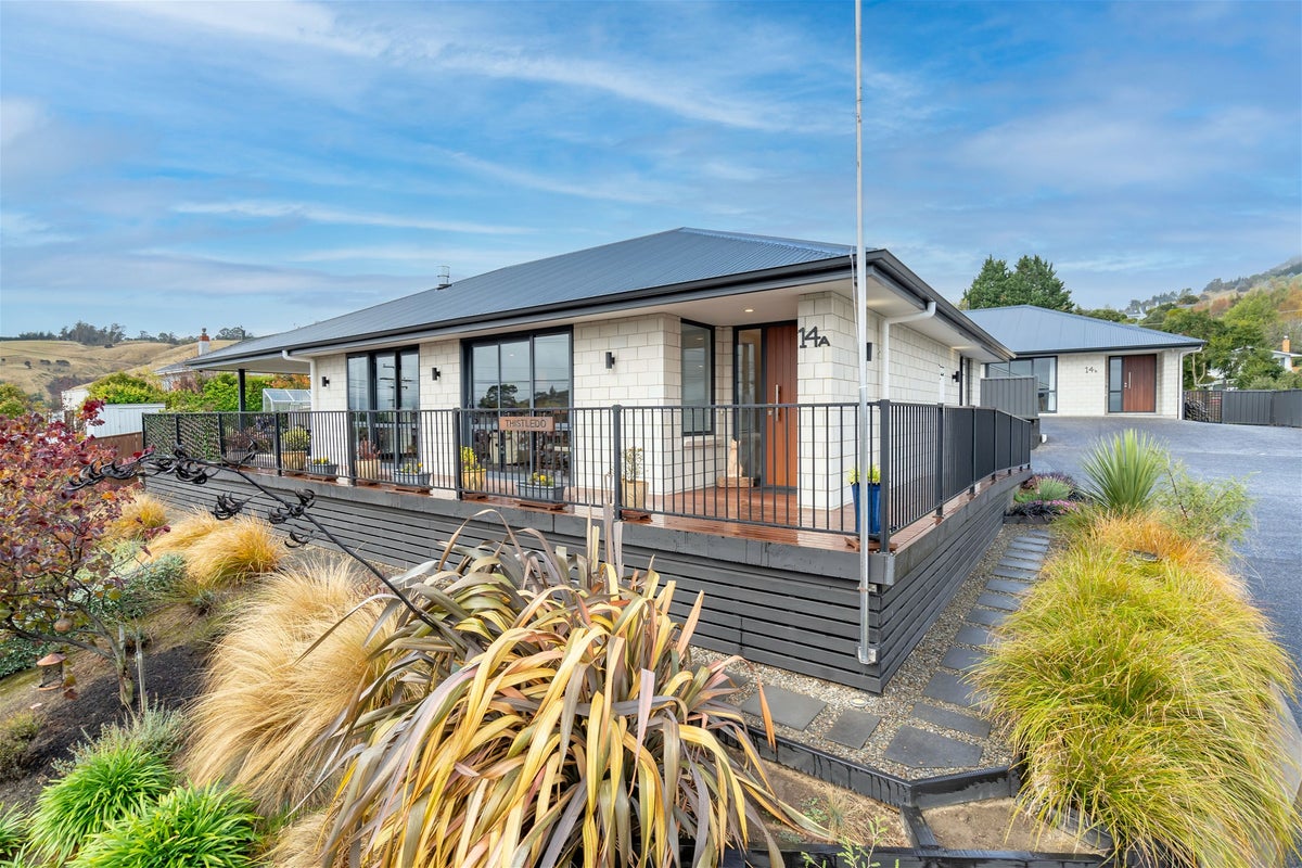 14A Clyde Street, Kinmont Park, Mosgiel - Carousel 1