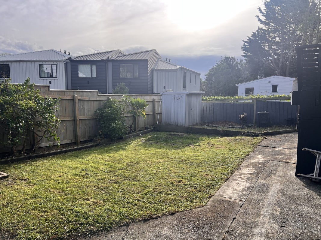 5 Elphinstone Avenue, Strathmore Park, Wellington - Carousel 18