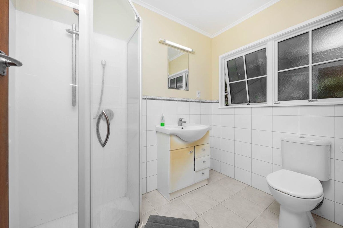 37 Disraeli Street, Mount Eden, Auckland - Carousel 10