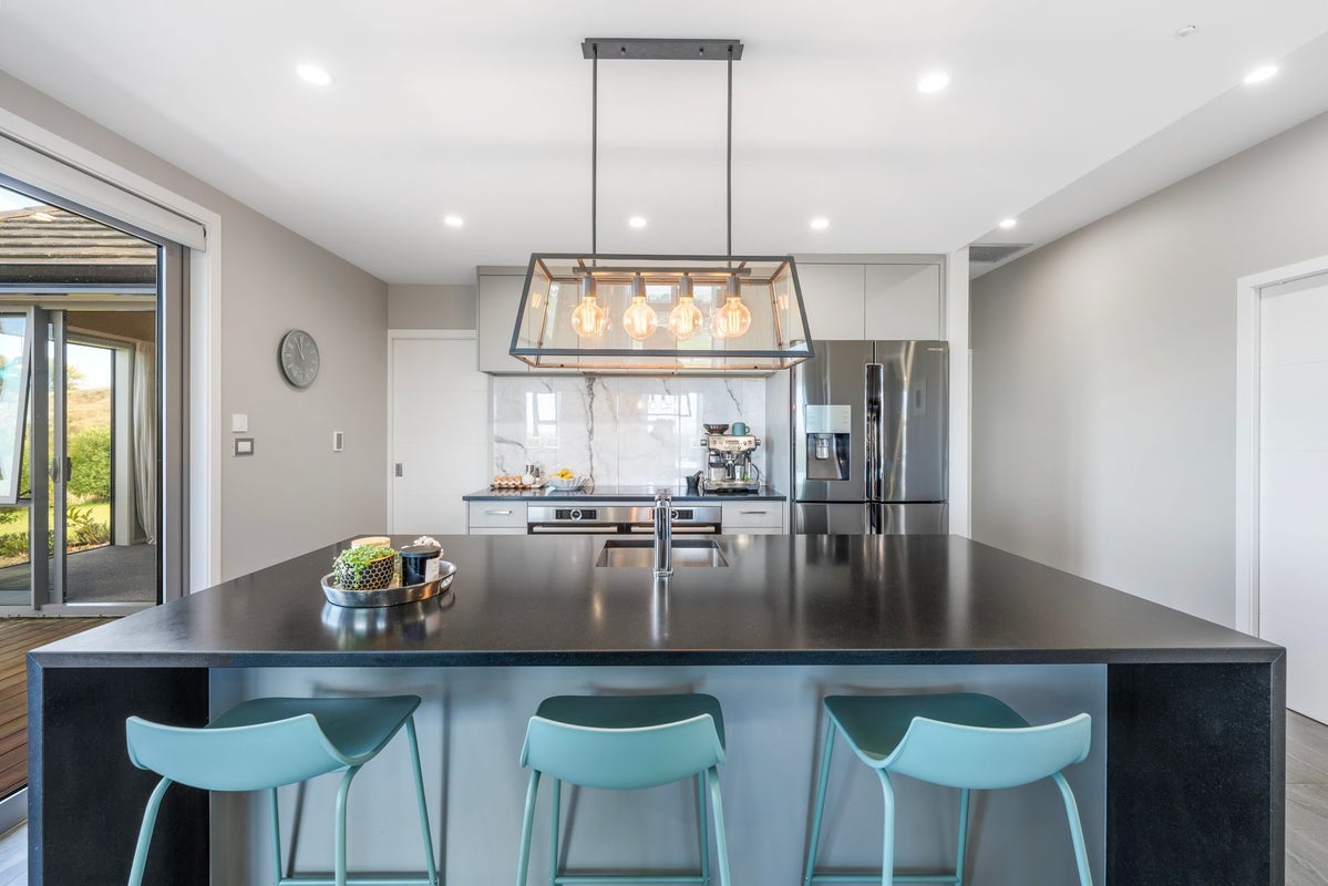 21 Talbot Street, East Gore, Gore - Carousel 1