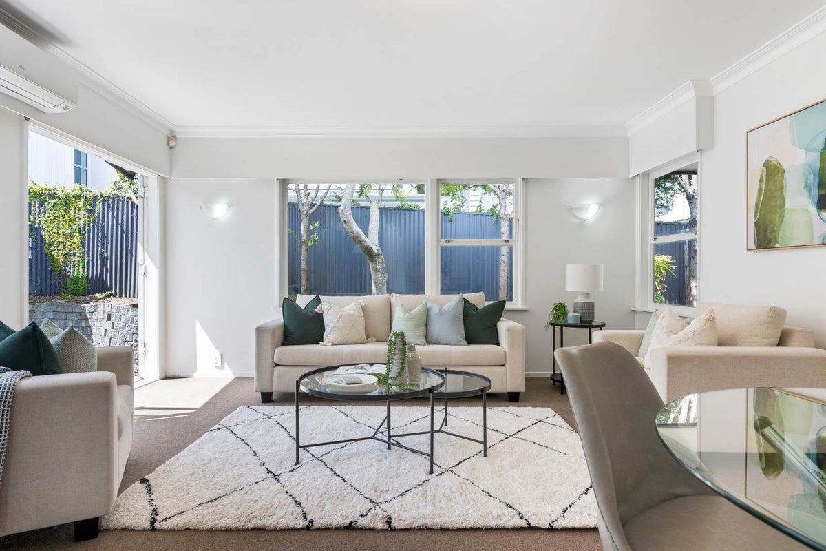 12 Esperance Road, Glendowie, Auckland - Carousel 1
