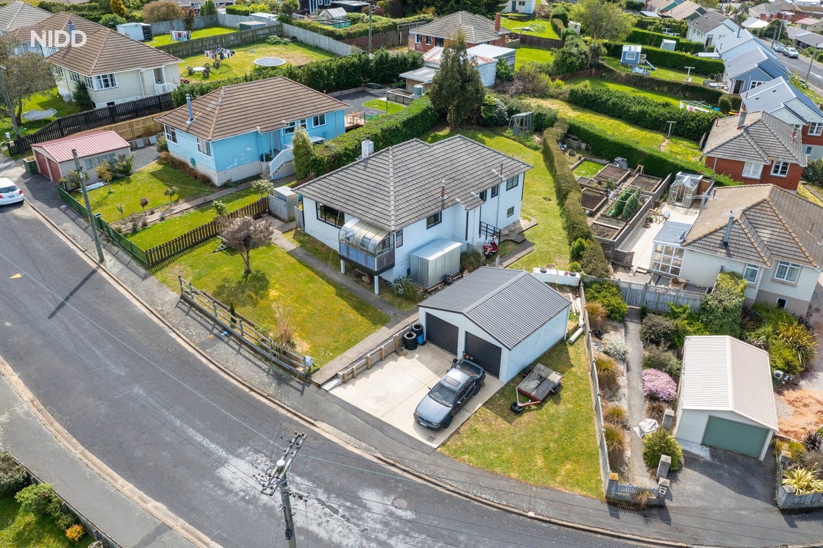 63 Columba Avenue, Calton Hill, Dunedin - Carousel 1