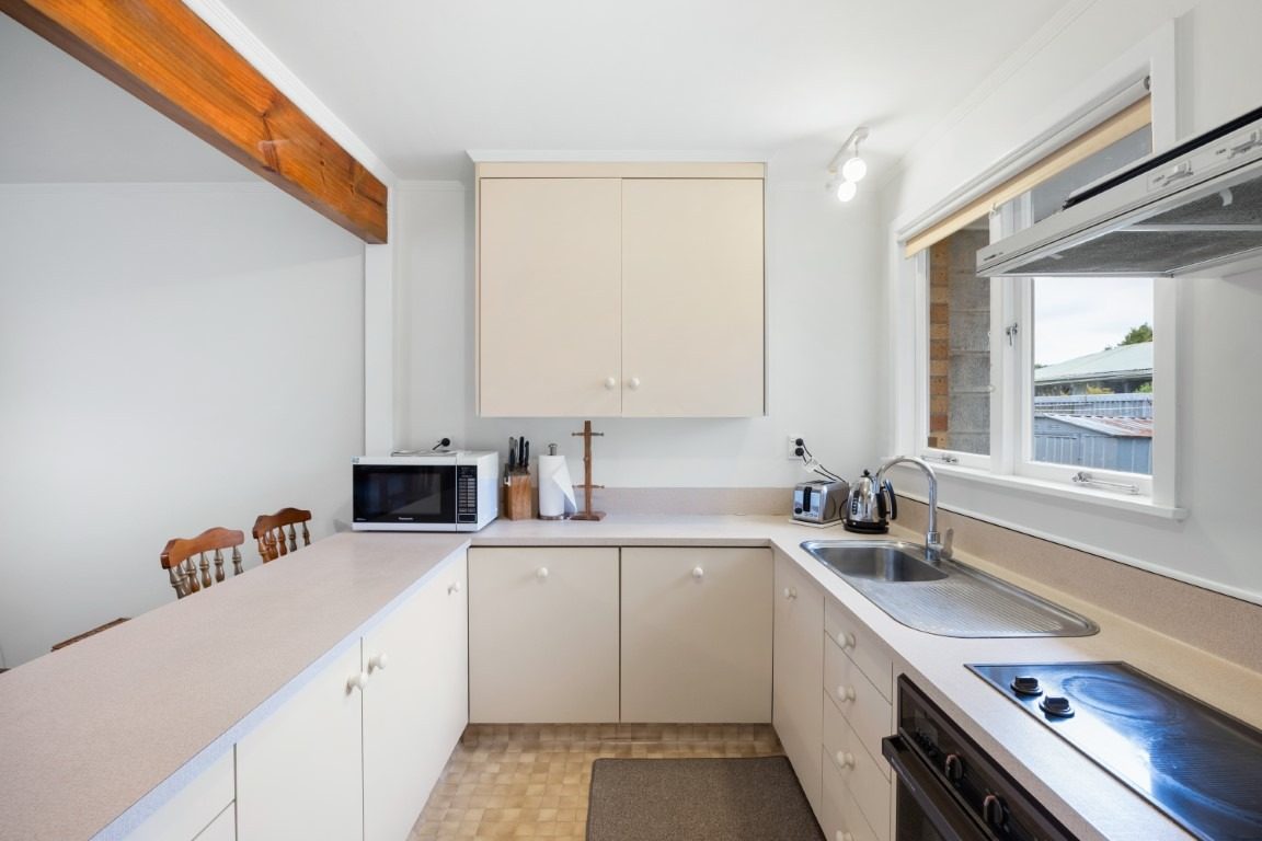 58B Firth Street, Hamilton East, Hamilton - Carousel 2