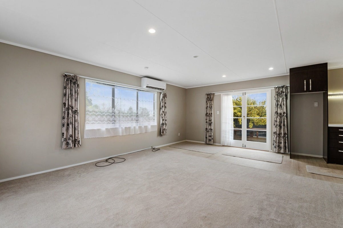 21B Garrick Place, Pukehangi, Rotorua - Carousel 2