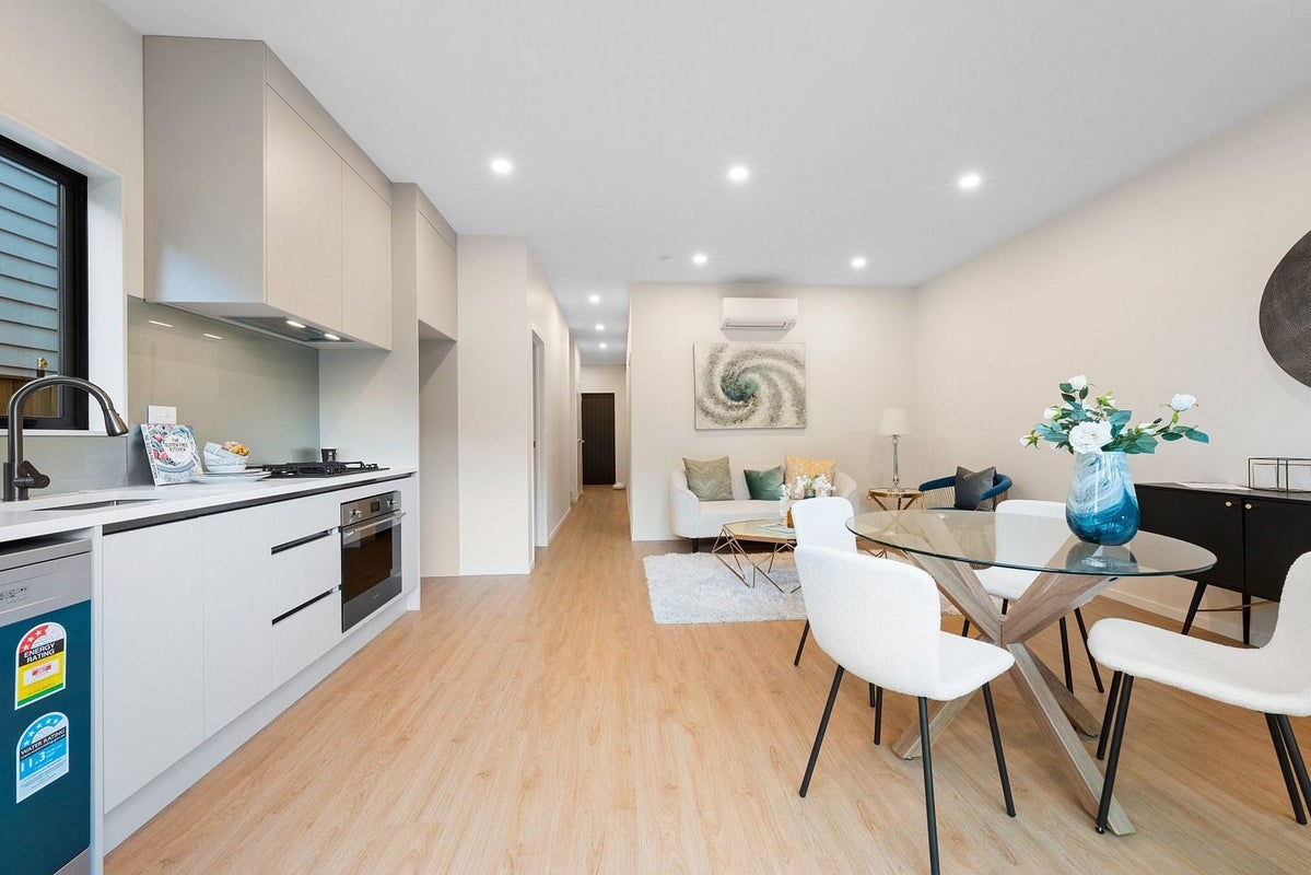 1/30A Tirimoana Road, Te Atatu South, Auckland - Carousel 2