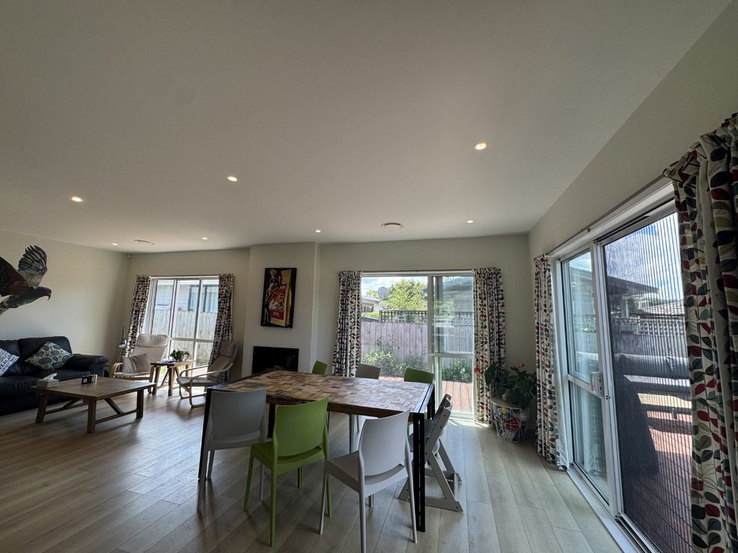 18 Marie Costello Way, Beach Haven, Auckland - Carousel 19
