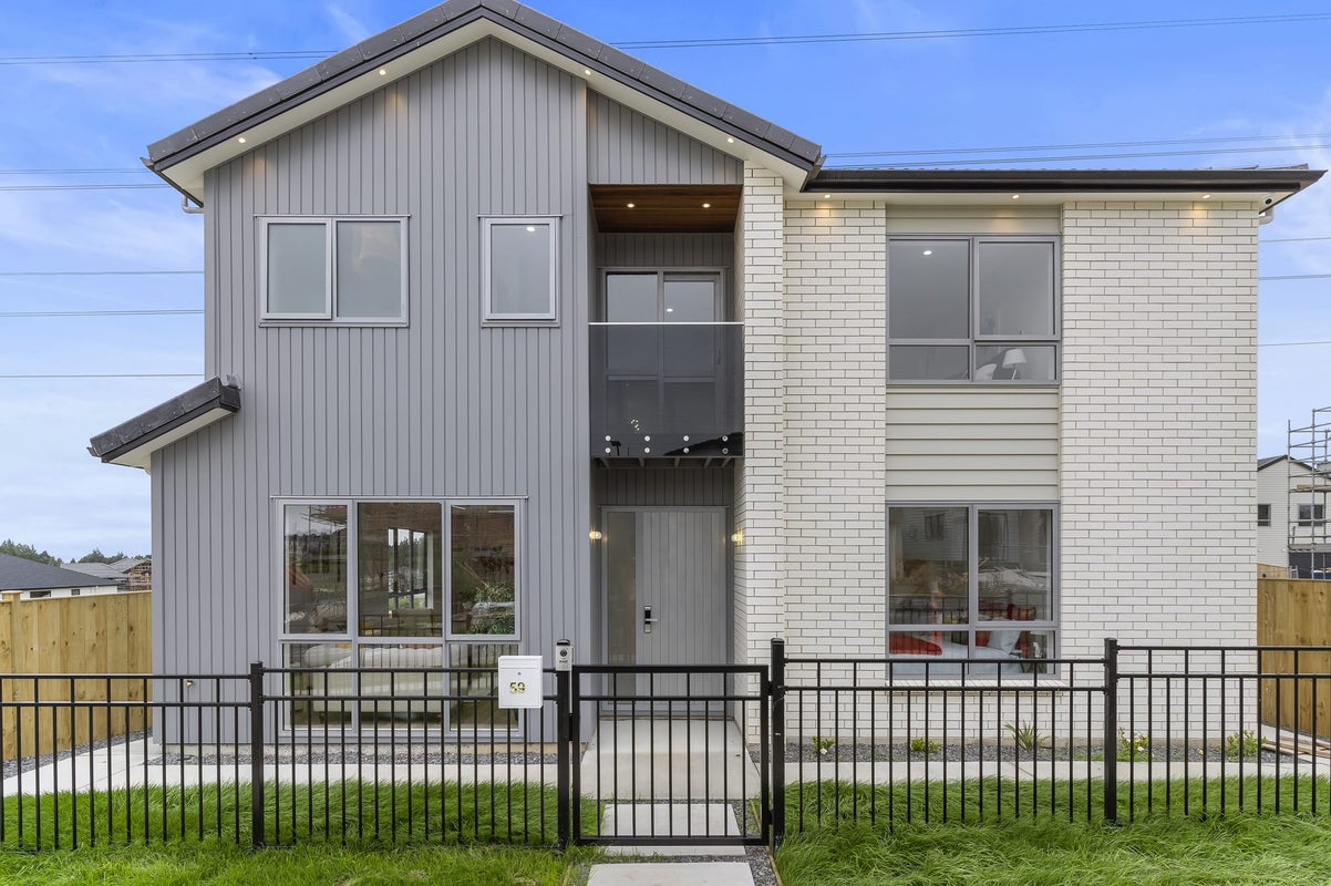 59 Koromeke Street, Flat Bush, Auckland - Carousel 1