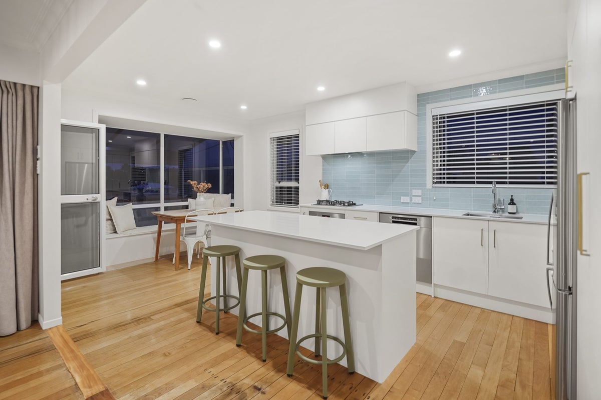 33 Linley Terrace, Judea, Tauranga - Carousel 1