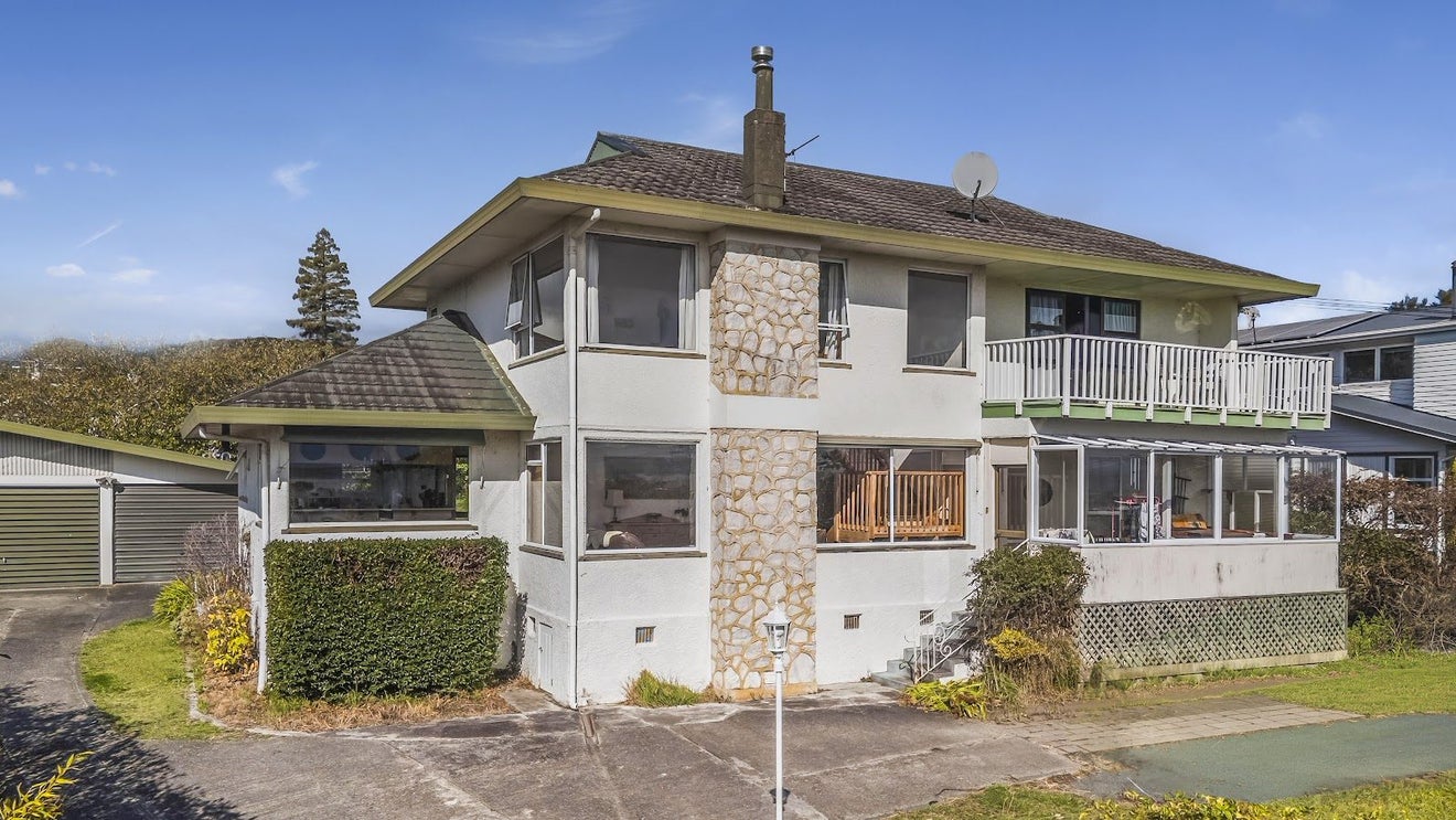 22 Douglas Road, Wakatu, Nelson - Carousel 1