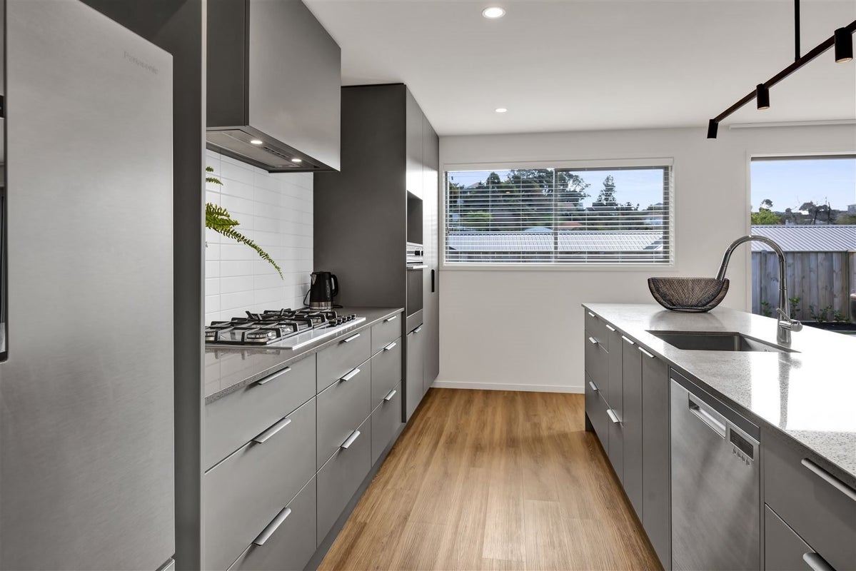 23A Sycamore Grove, Lower Vogeltown, New Plymouth - Carousel 2