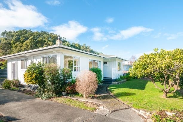 14 Paraone Road, Tamarau, Gisborne - Carousel 1