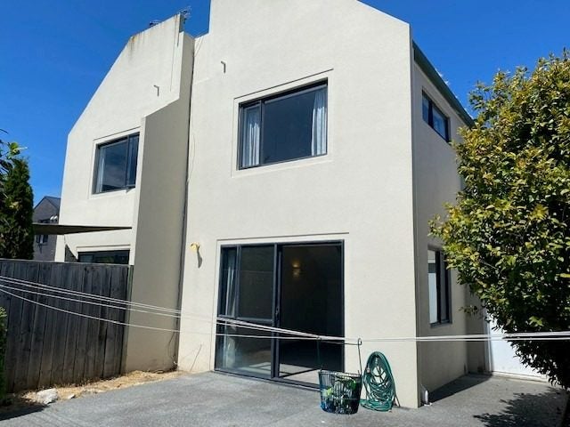 2/253 Kilmore Street, Christchurch Central, Christchurch - Carousel 2