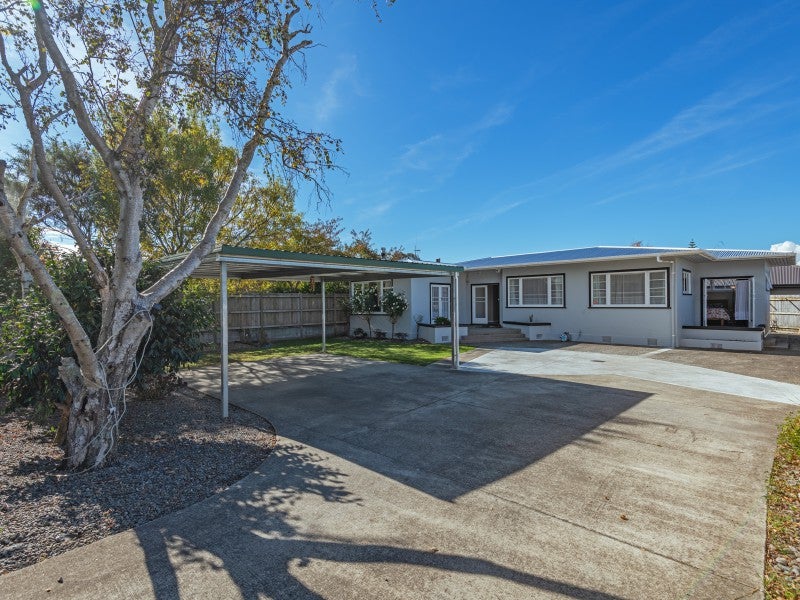 211 Vogel Street, Roslyn, Palmerston North - Carousel 2