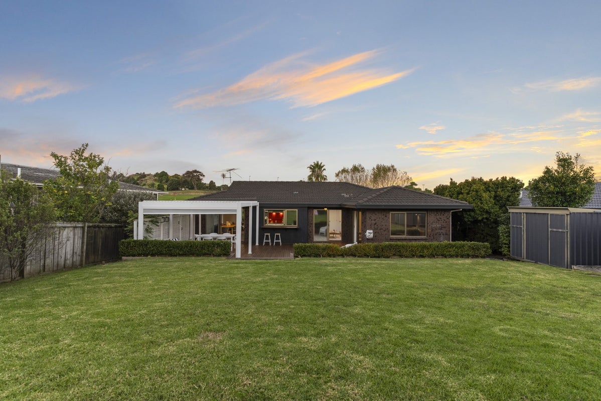 17 Imogene Way, Half Moon Bay, Auckland - Carousel 50