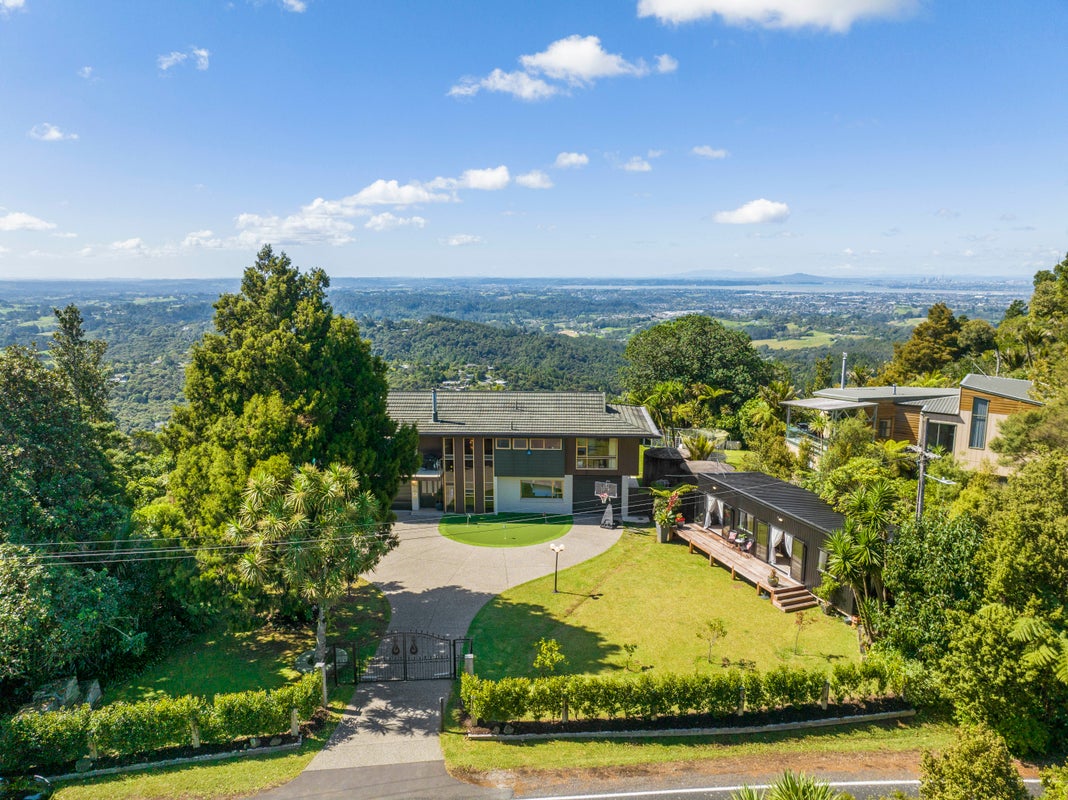 857 Scenic Drive, Henderson - Carousel 1