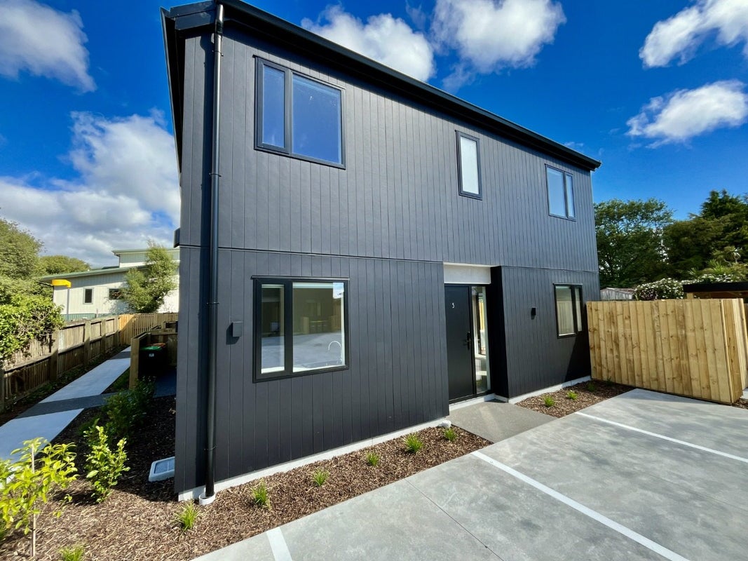 5/107 Smith Street, Woolston, Christchurch - Carousel 1