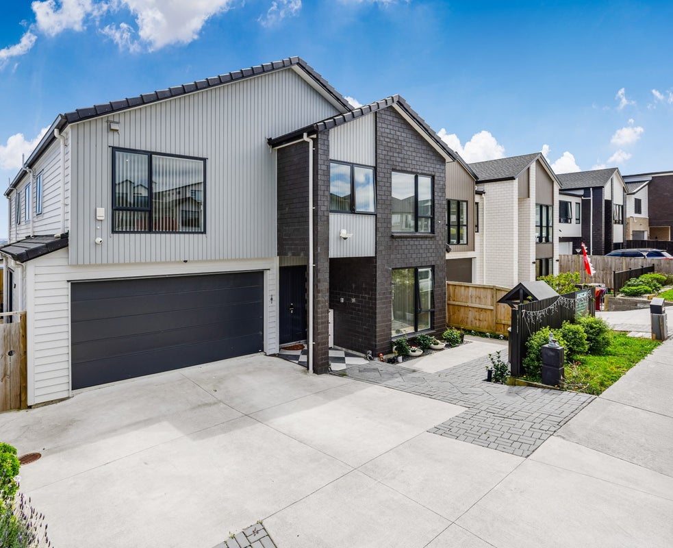 7 Whakahoki Road, Flat Bush, Auckland - Carousel 2