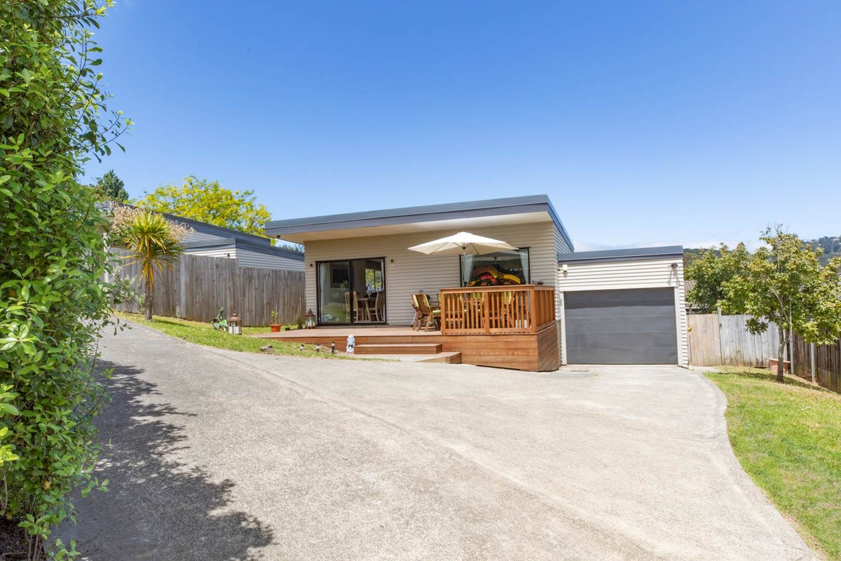 48A Routley Drive, Glen Eden, Auckland - Carousel 2