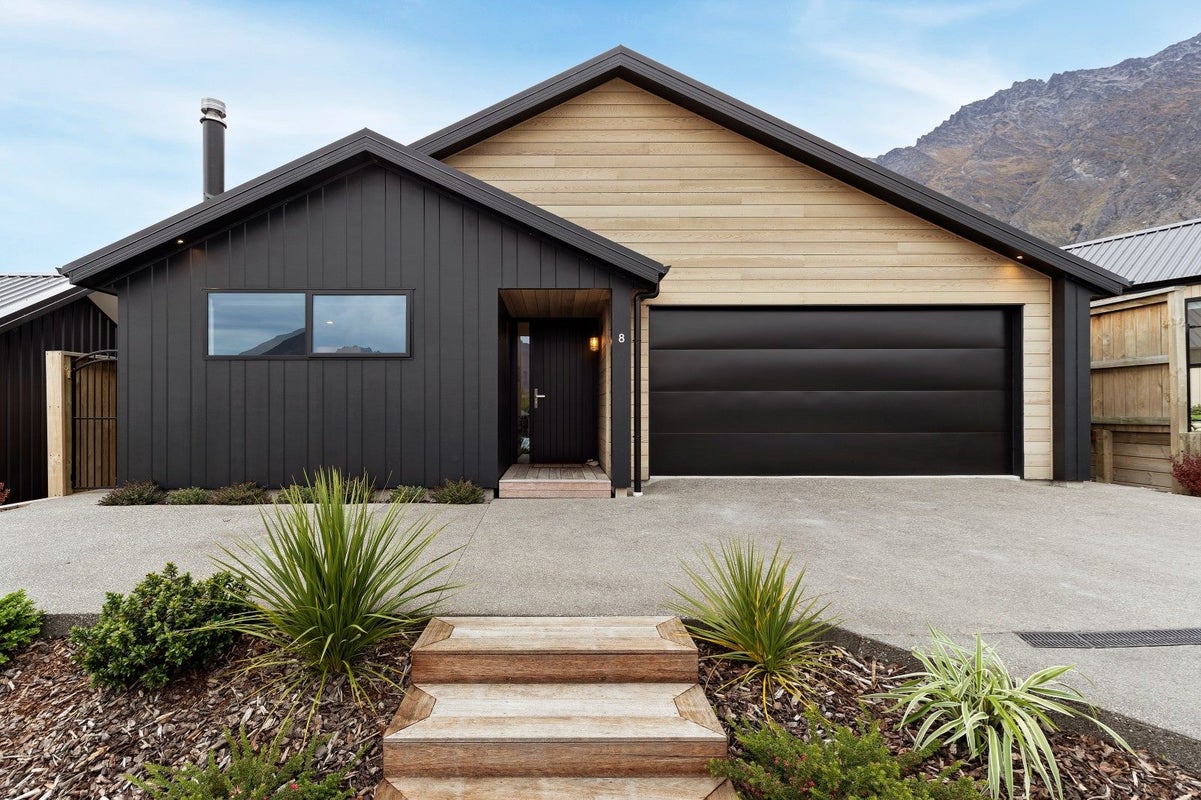 8 Coopworth Road, Jacks Point, Queenstown - Carousel 1