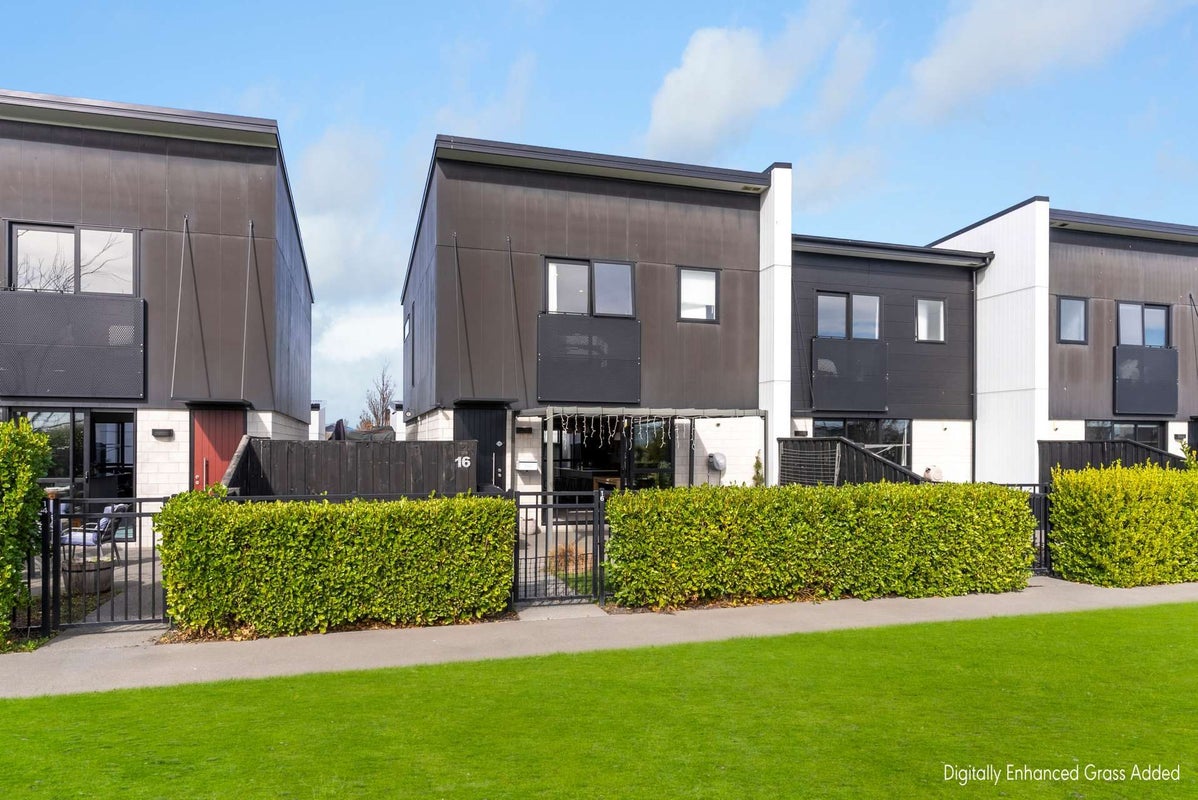 16 Brian Keogh Lane, Wigram, Christchurch - Carousel 1