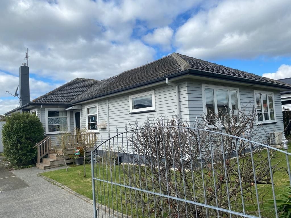 7 Beth Street, Trentham, Upper Hutt - Carousel 1