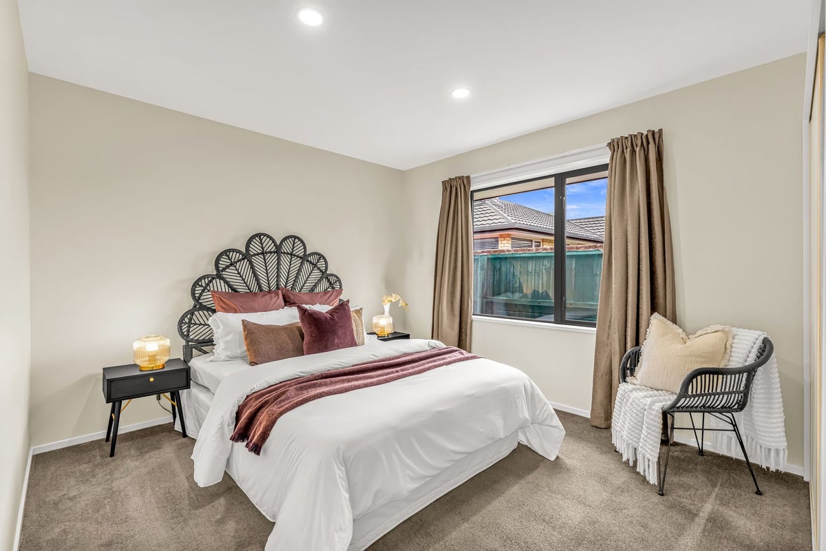 24B Sawyers Arms Road, Northcote, Christchurch - Carousel 2