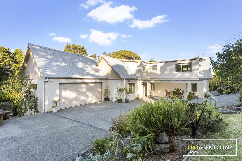 394 Huia Road, Titirangi, Auckland - Carousel 1