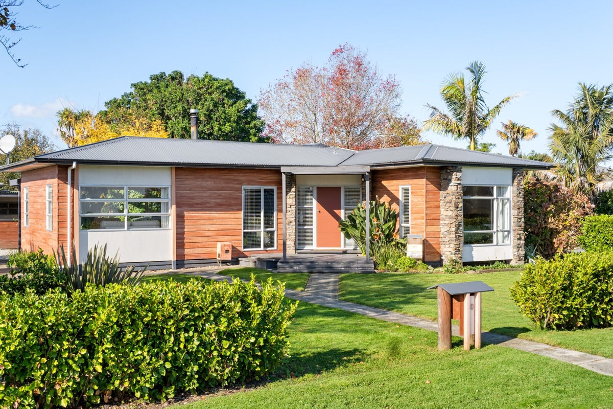 30 Macdonald Street, Te Hapara, Gisborne - Carousel 1