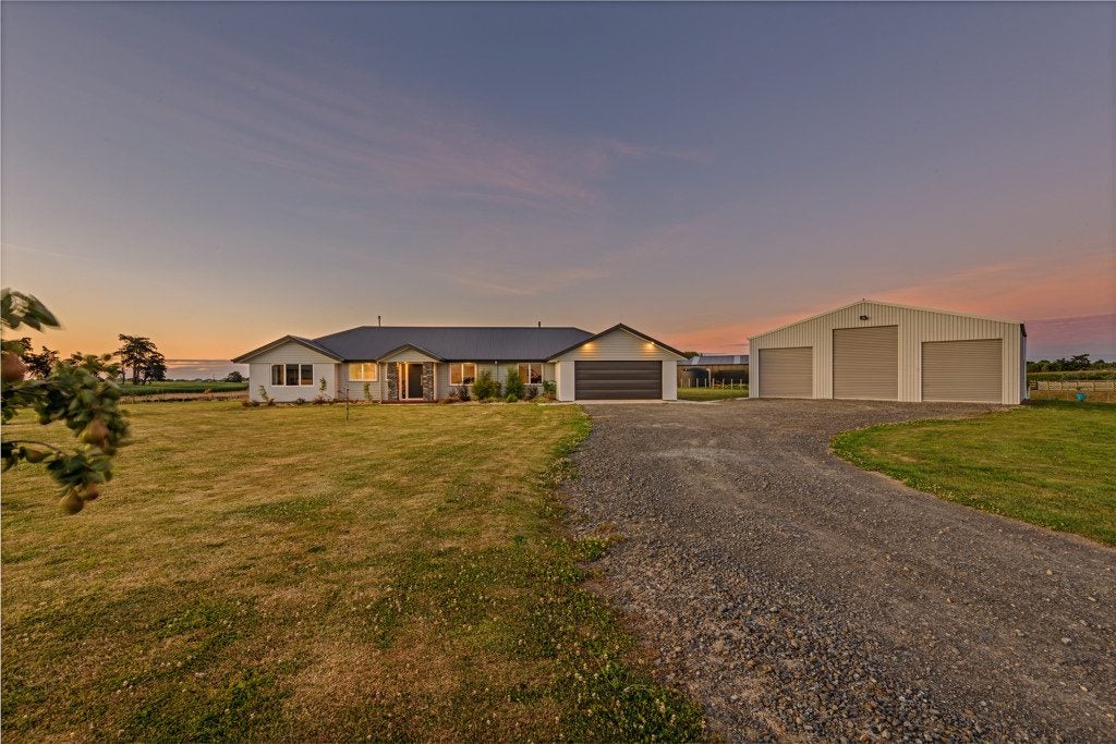 34 Sterling Lane, Rongotea, Palmerston North - Carousel 1