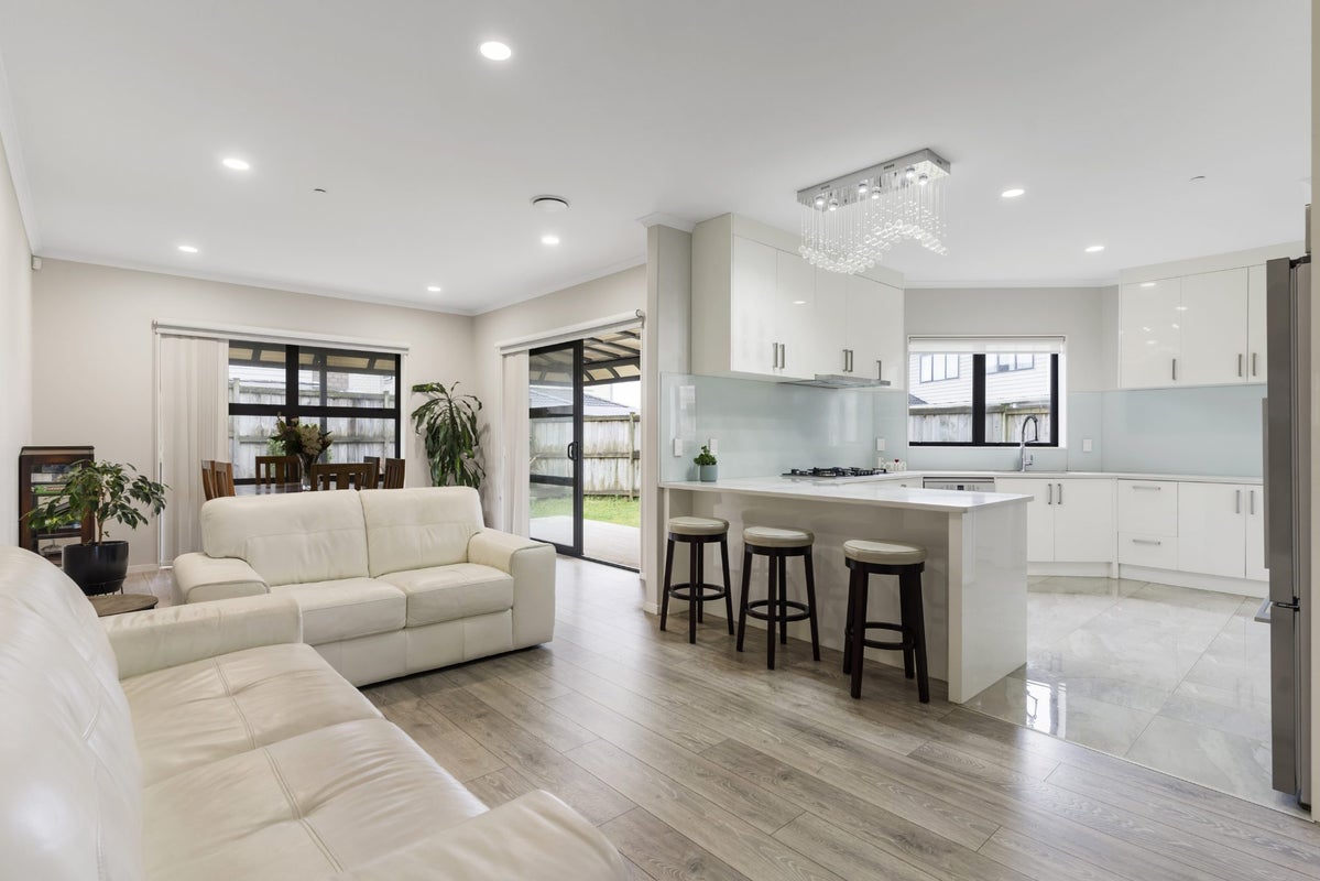 25 Drumbuoy Drive, Flat Bush, Manukau City, Auckland - Carousel 2
