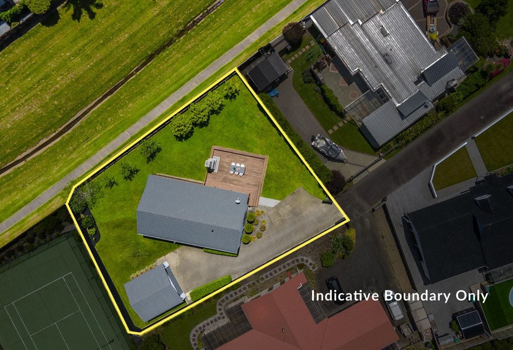 51 Kurnell Drive, Botany Downs, Auckland - Carousel 2
