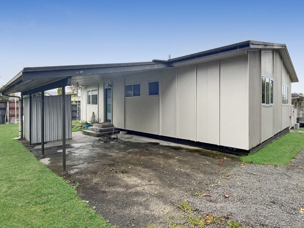 2 Wembley Place, Richmond Heights, Taupo - Carousel 2