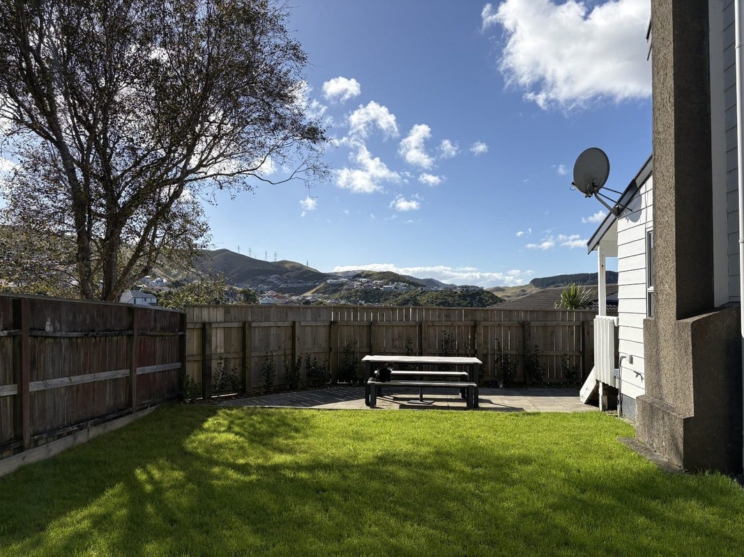 8 Abilene Crescent, Churton Park, Wellington - Carousel 31