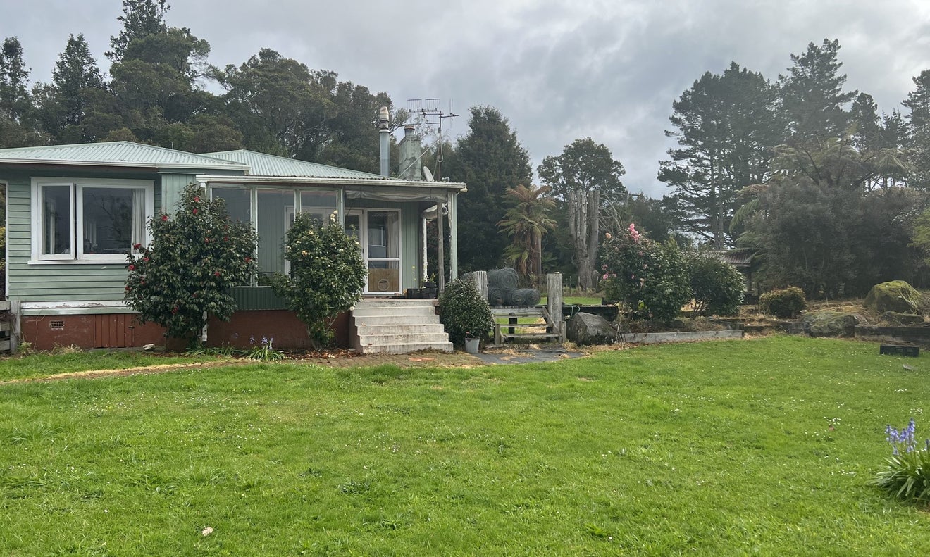 57 Belk Road South, Omanawa, Omanawa - Carousel 1