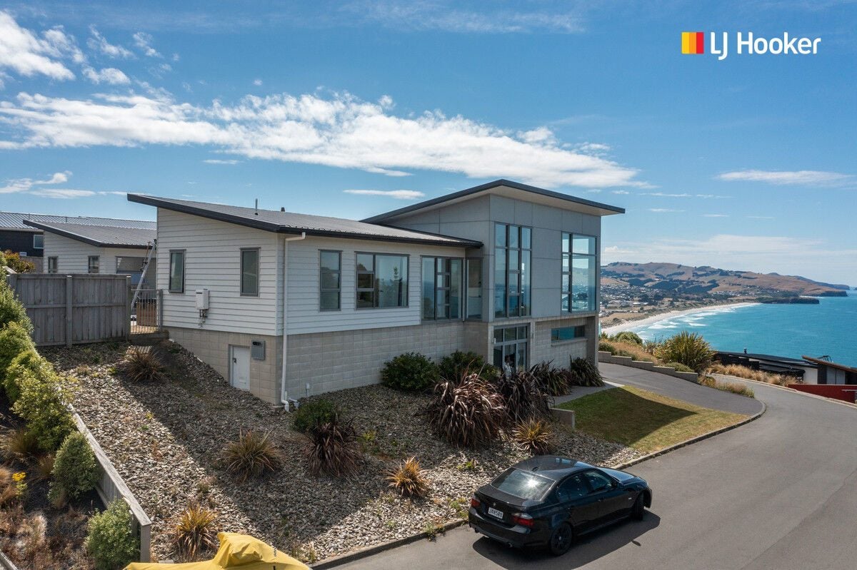 4B Clayton Street, Saint Clair, Dunedin - Carousel 1
