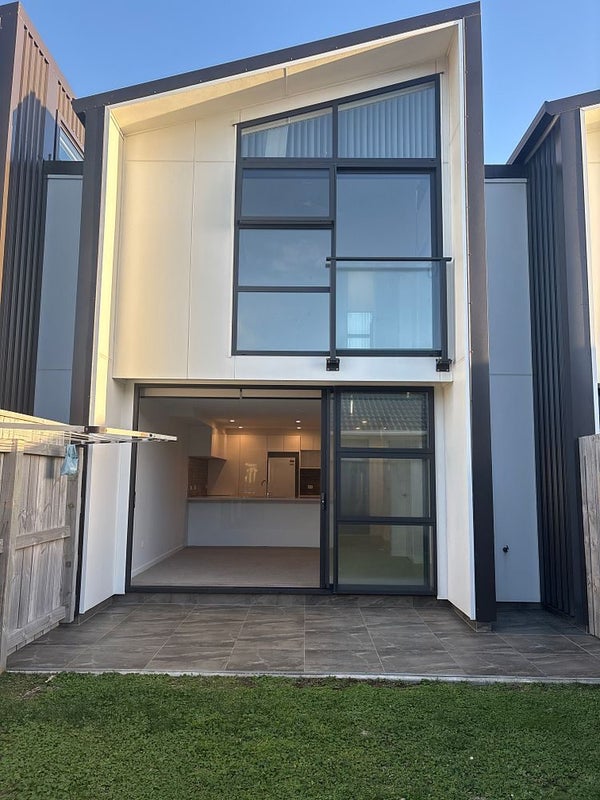 21 Tireti Road, Titahi Bay, Porirua - Carousel 13