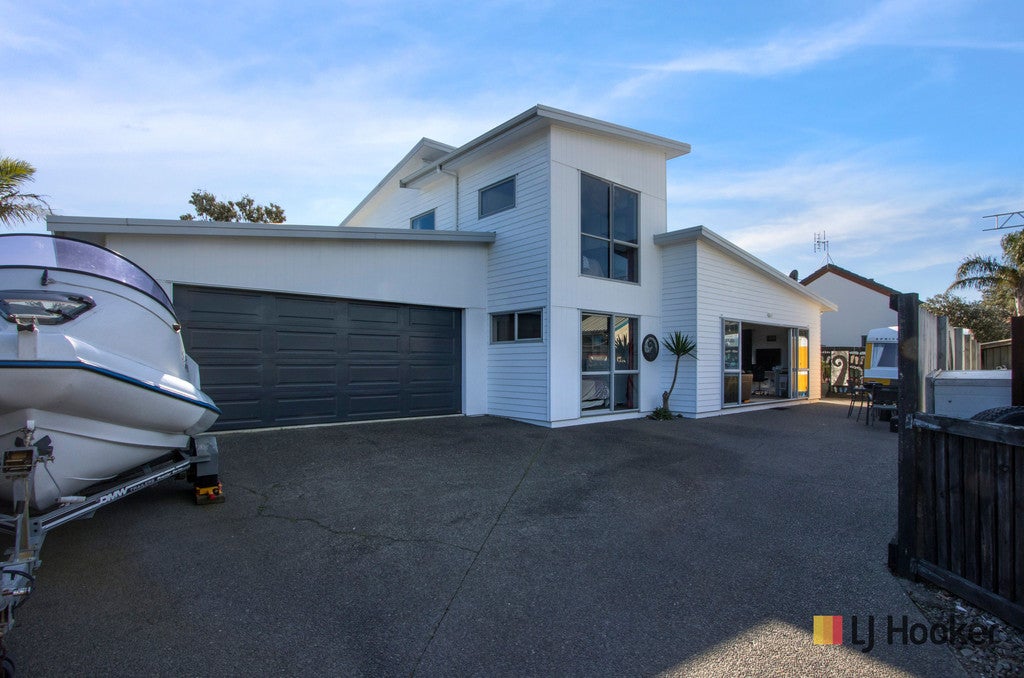 4B Te Kanawa Place, Bowentown, Katikati - Carousel 1