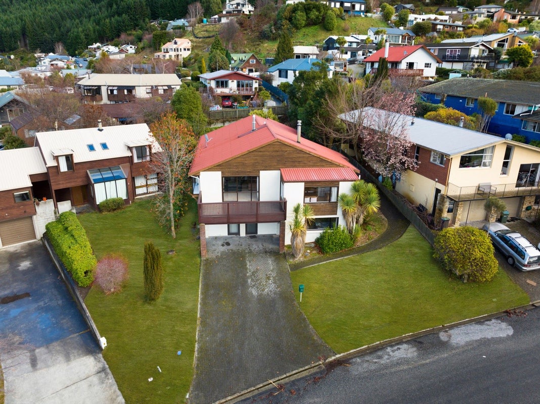 8 Avalon Crescent, Fernhill, Queenstown - Carousel 40