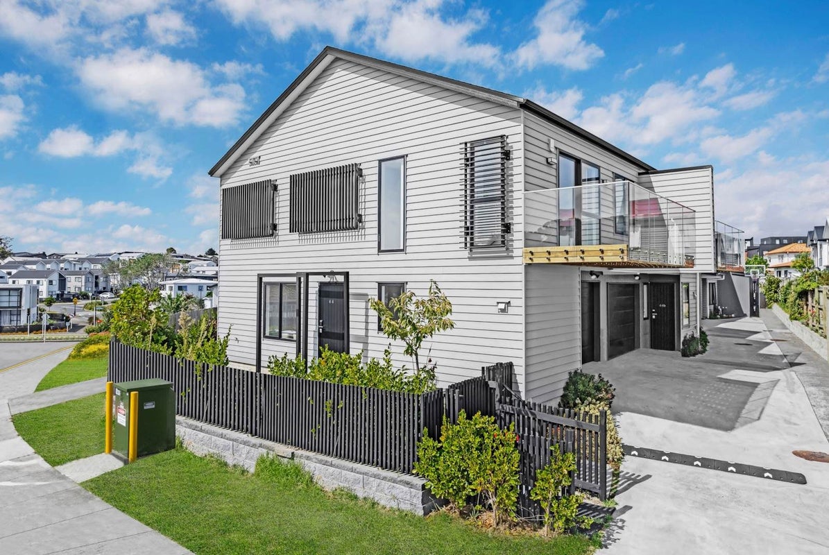 44A Freeland Avenue, Mount Roskill, Auckland - Carousel 1