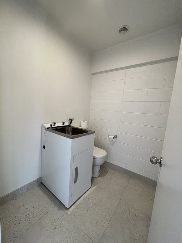 1/5 Glen Road, Browns Bay, Auckland - Carousel 2