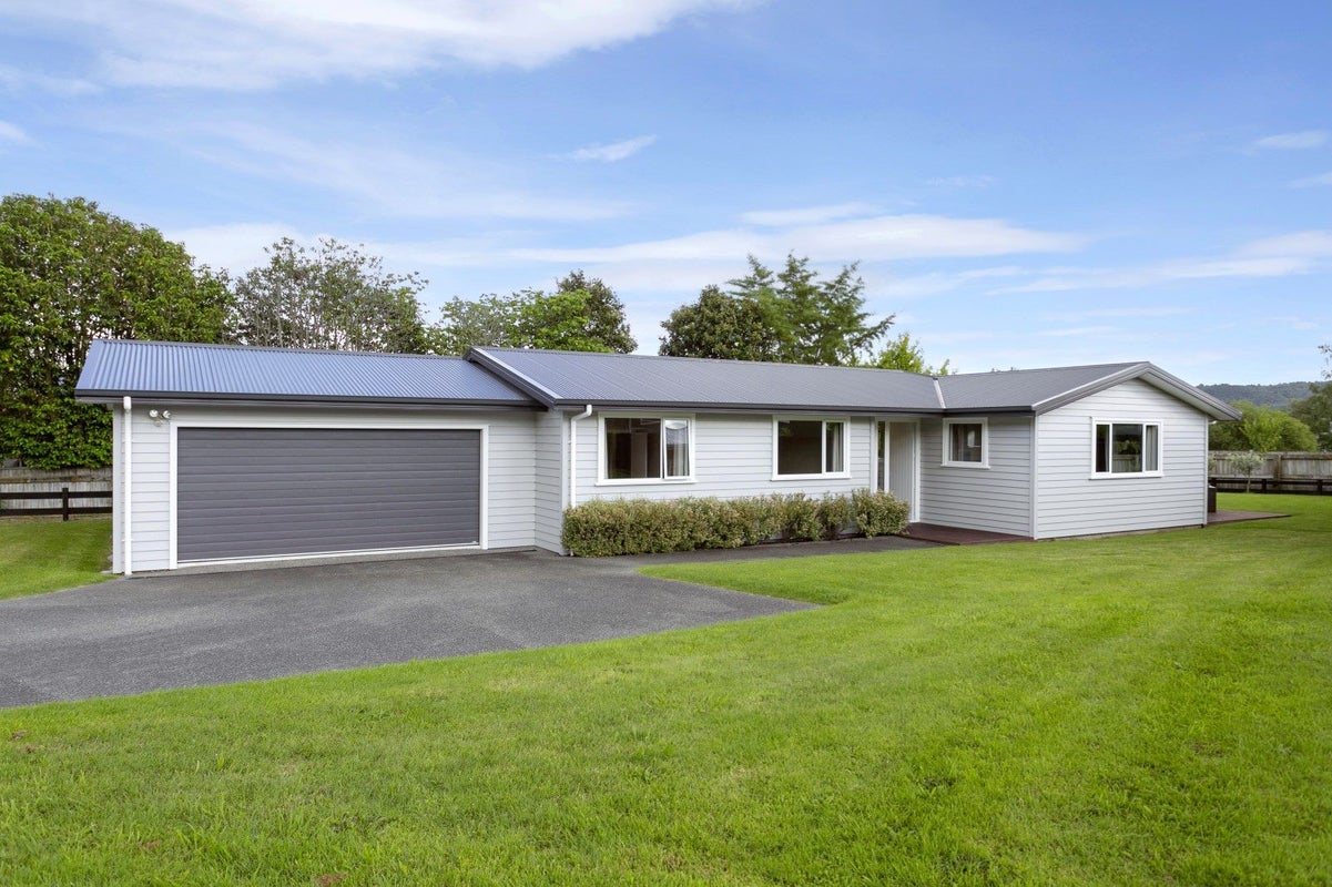 38 Kenrigg Road, Kinloch, Taupo - Carousel 1