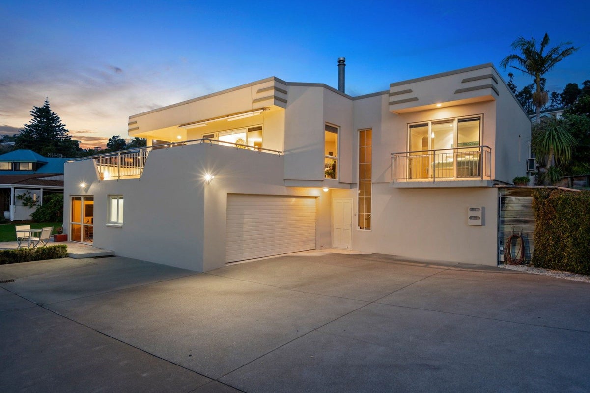 288 Beach Road, Onerahi, Whangarei - Carousel 1