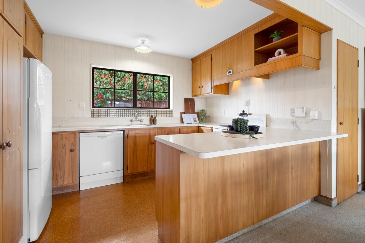 9B Cooper Street, Lansdowne, Masterton - Carousel 2