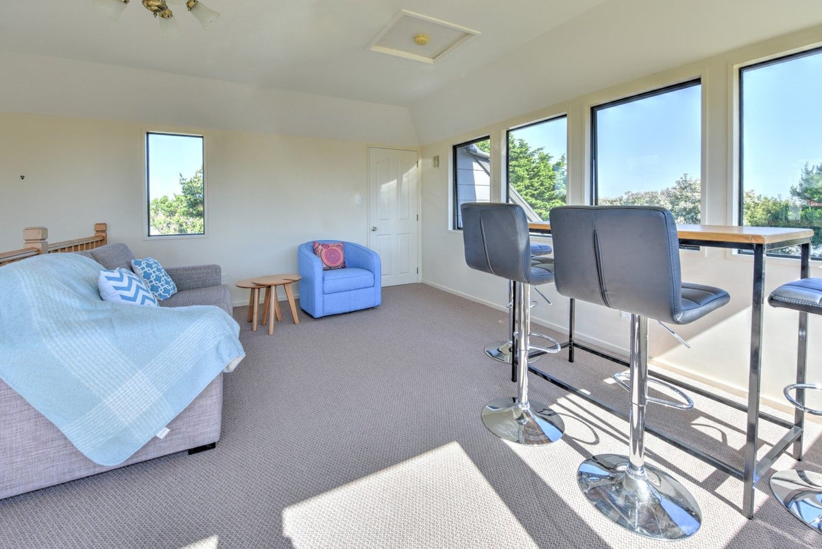 4 Firth Street, Fortrose, Tokanui - Carousel 40