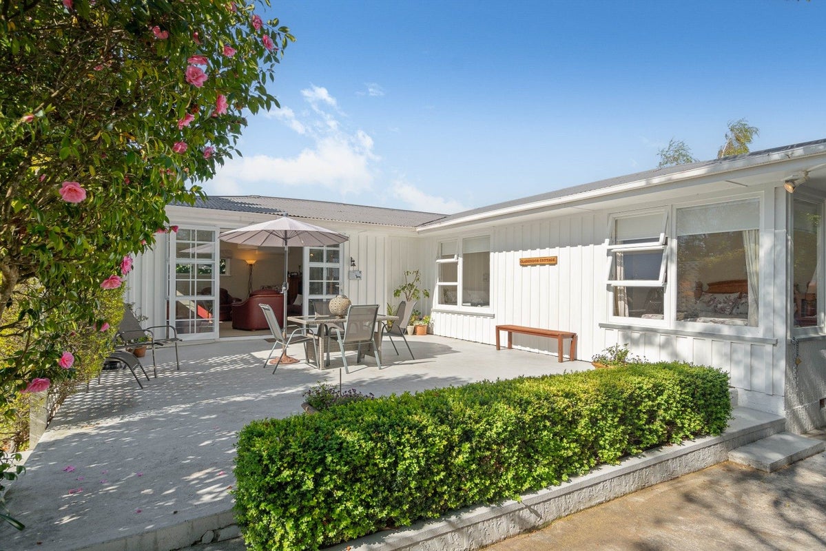 61 East Street, Greytown, Greytown - Carousel 1