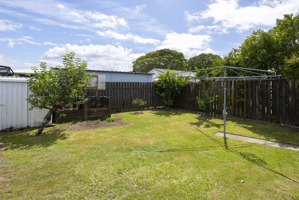 323 Stout Street, Riverdale, Gisborne - Carousel 34
