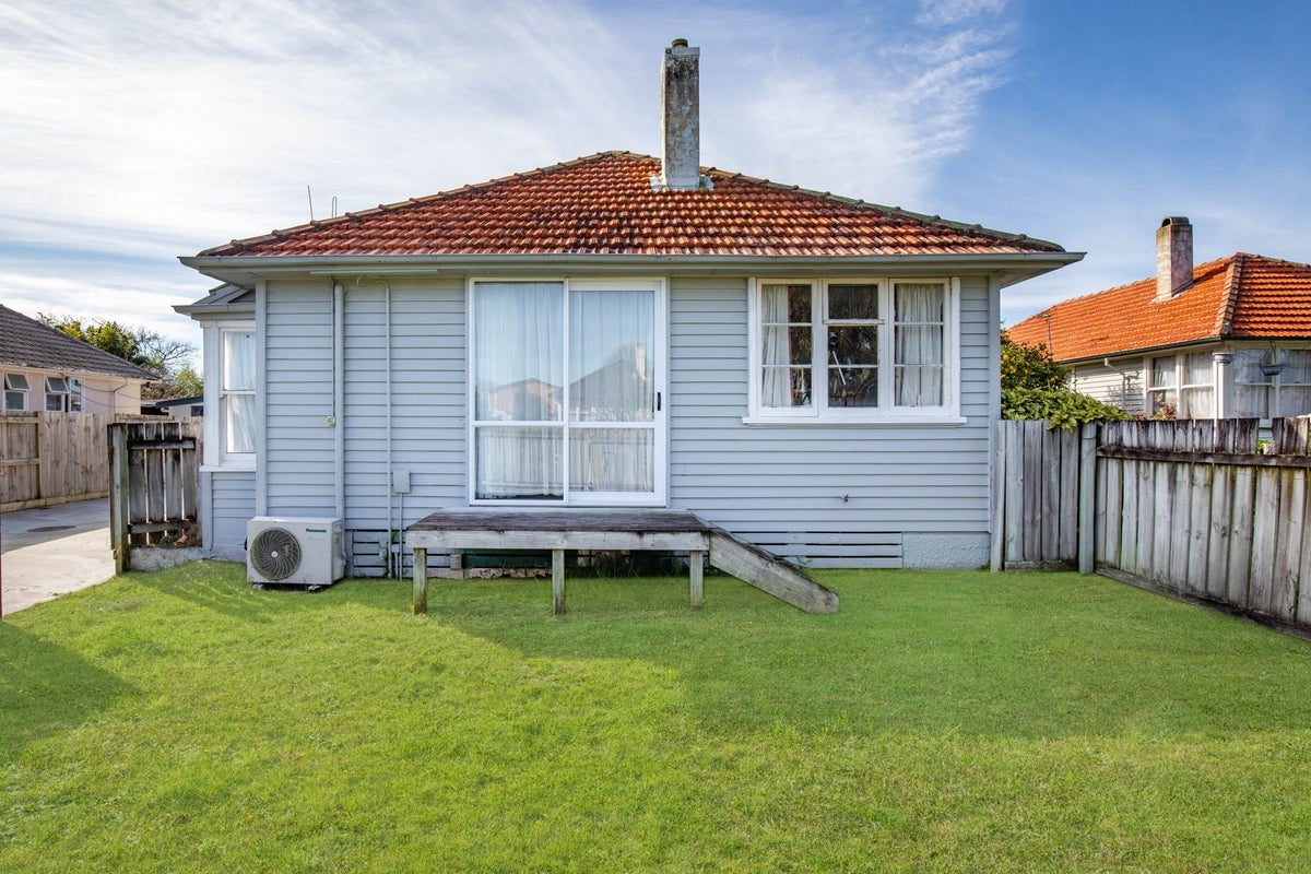 1/45 Ross Crescent, Fairfield, Hamilton - Carousel 2
