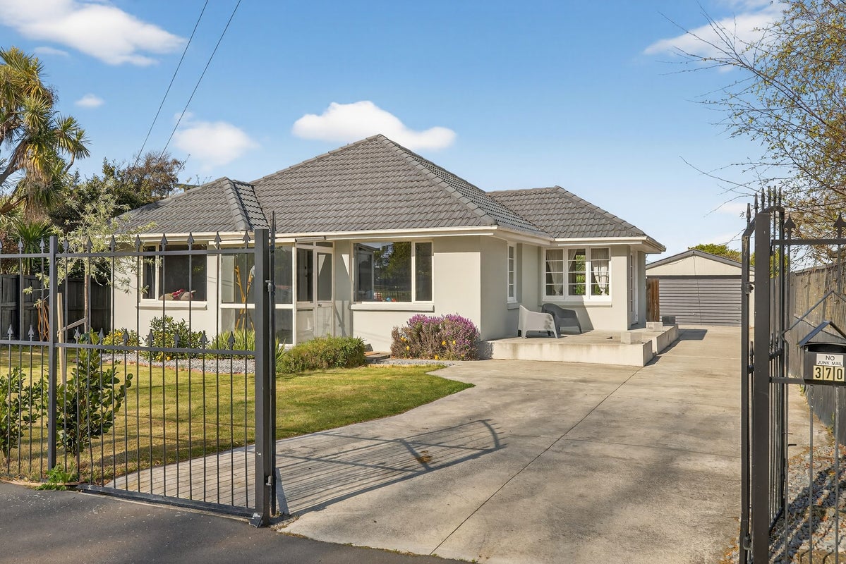 370 Keyes Road, New Brighton, Christchurch - Carousel 28